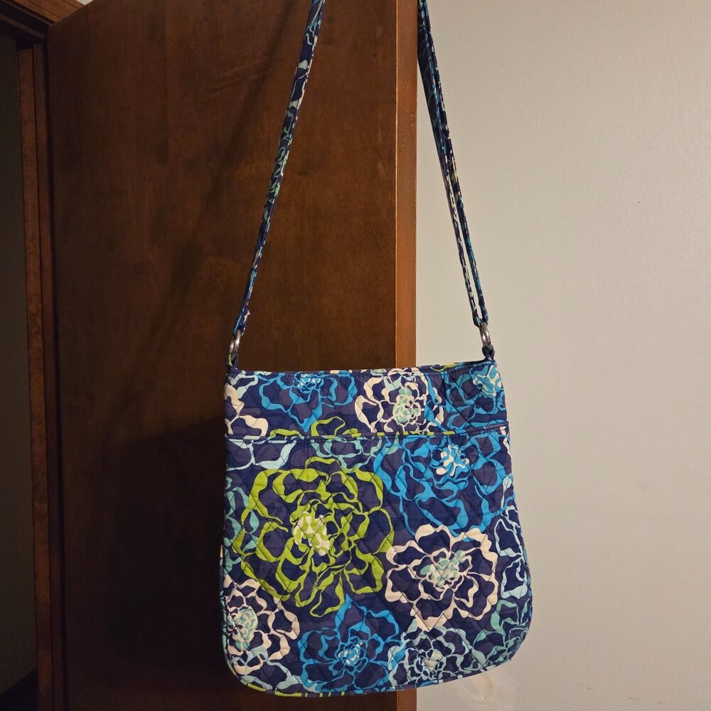 Vera Bradley Crossbody Bag - Picture 3 of 6